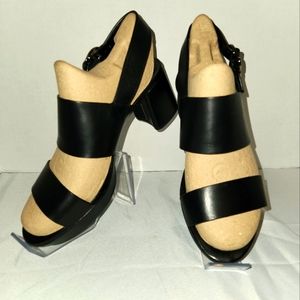 Block heel platform sandals